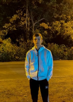 Владимир из Динскаи 19 лет