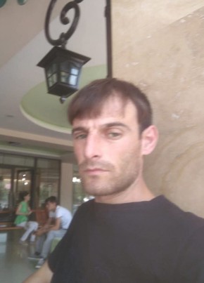 Arut, 33, Russia, Moscow
