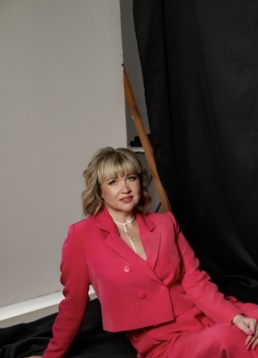 Irina, 41, Russia, Yevpatoriya