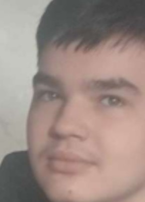 Влад из Смелы 18 лет