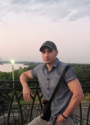 Алексей из Азова 37 лет
