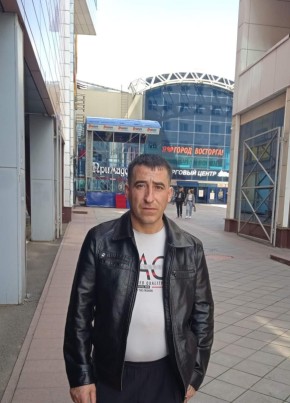 Геннадий из Орёла 44 года