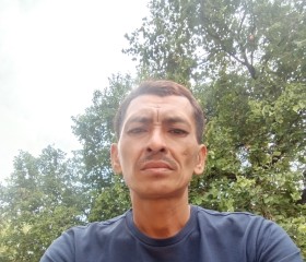 นเรศ สิทธิ, 42, Khanu Woralaksaburi