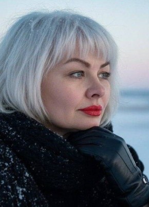 Татьяна из Саратова 49 лет