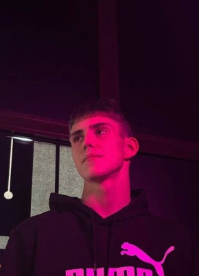 Mikhail, 18, Russia, Moscow