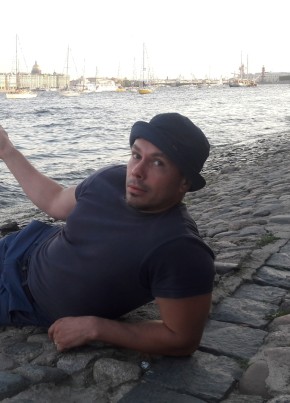 Сергей из Соснового Бора 44 года
