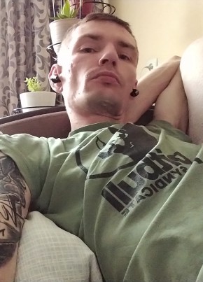 Павел из Екатеринбурга 38 лет