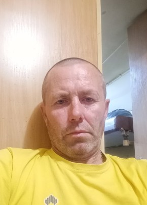 Василий, 48, Россия, Тазовский