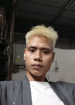 Hai из Hà Nội 18 лет