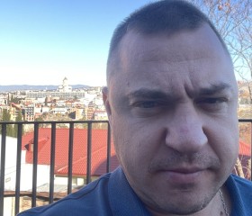 Roman, 39, Saint Petersburg