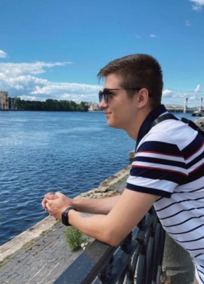 Роман, 25, Россия, Покров