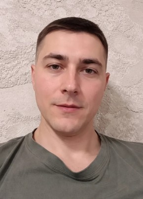 Анатолий из Березники 32 года