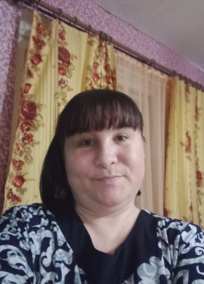 Виктория, 41, Россия, Советск (Калининградская обл.)