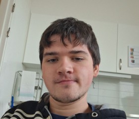 Vladik, 18, Umea