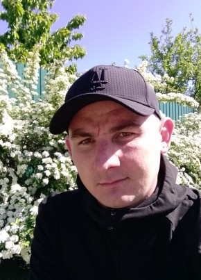 Олег, 27, Россия, Москва