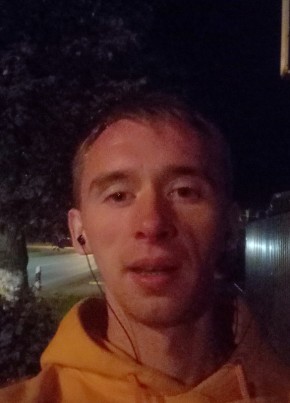 Максим, 31, Россия, Боровичи