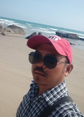 Kokolay, 40, Myanmar (Burma), Hpa-an