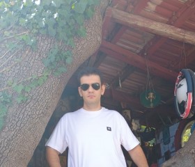 Τάσος, 20, Patra