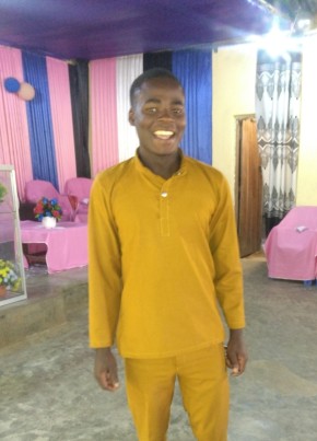 Johnson из Mbeya 23 года