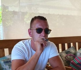 Aron, 34 года, Tirana