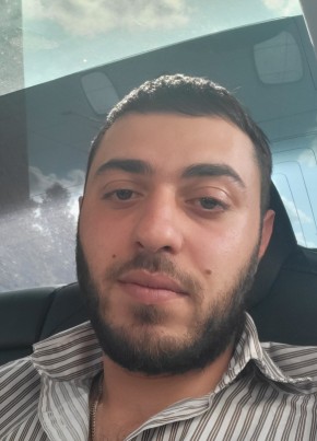 AHA из Երեվան 31 год