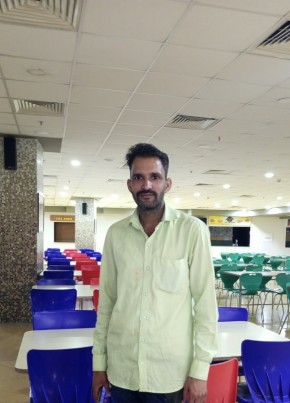 Zafer, 23, India, Pimpri