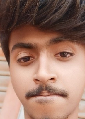 Suful Biswas, 18, India, Madhyamgram