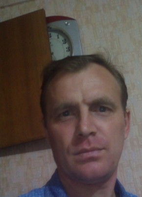 Александр, 49, Россия, Богучаны
