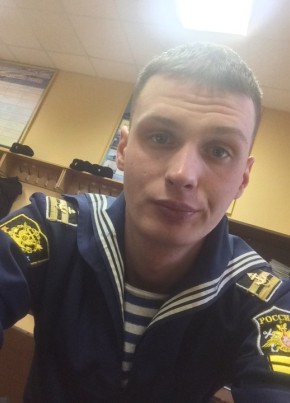 Алекс Черный, 29, Россия, Петродворец