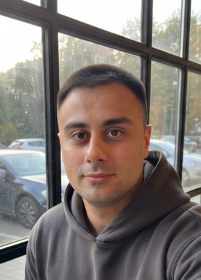 Илья из Томска 35 лет