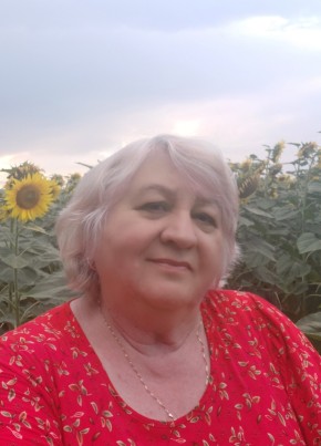 Ирина из Строители 60 лет