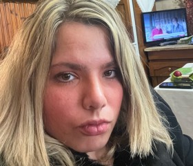 Xristina, 21, Thessaloniki