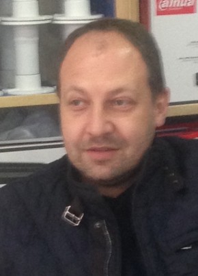 Aytaç, 44, Türkiye Cumhuriyeti, Ankara