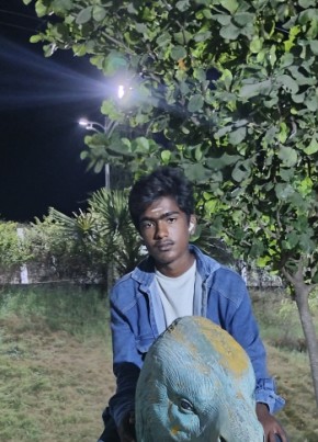 Barath Barath, 19, India, Tiruvannamalai