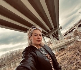Olesya, 37, Saint Petersburg