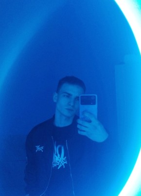 Роман из Владимира 23 года