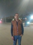 ويكا الحسيني, 33, Cairo