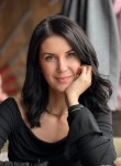 Olga, 33  , Moscow