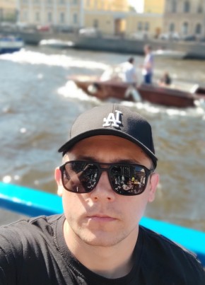 _ _Viktor_ _, 38, Russia, Saint Petersburg