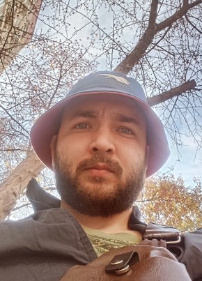 Антон из Теміртау 32 года