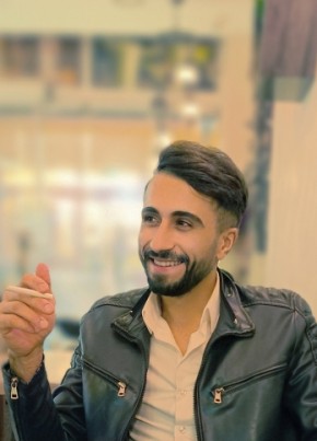 Mert из Maltepe 29 лет