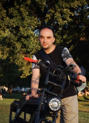 Константин из תל אביב-יפו 32 года