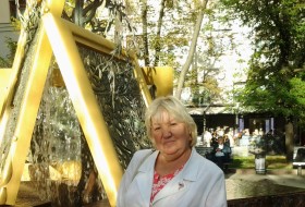 Antonina, 61 - Just Me