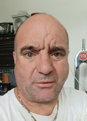 Gomes из Porto 54 года