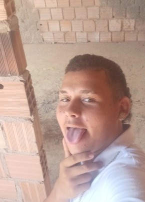 Henrique из Barreiros 19 лет