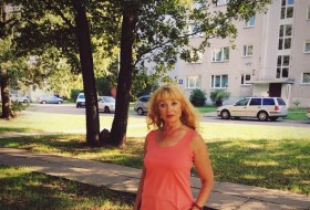 Nadezhda, 66 - Just Me