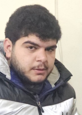 احمد, 18, Syria, Az Zabadani