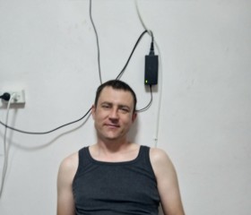 Максим, 40 лет, Астана