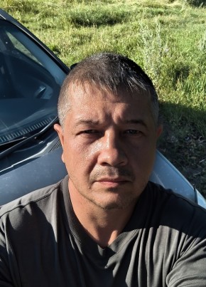 денис из Липецка 45 лет