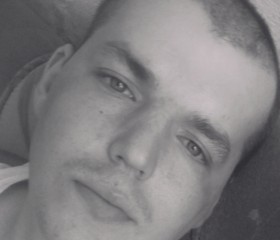 Tikhon, 23, Kansk